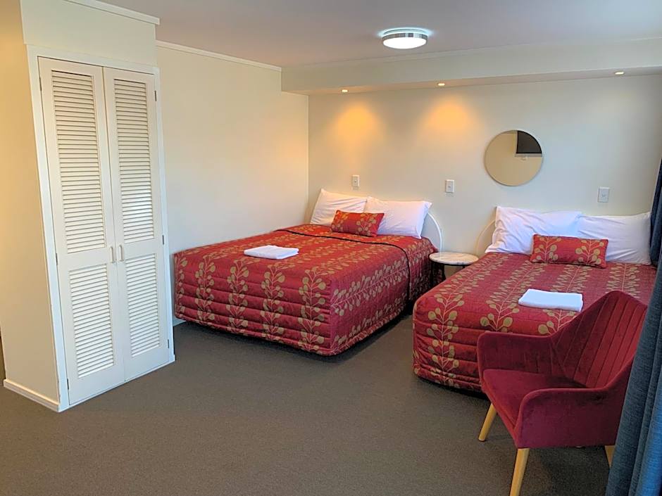 ASURE 755 Regal Court Motel