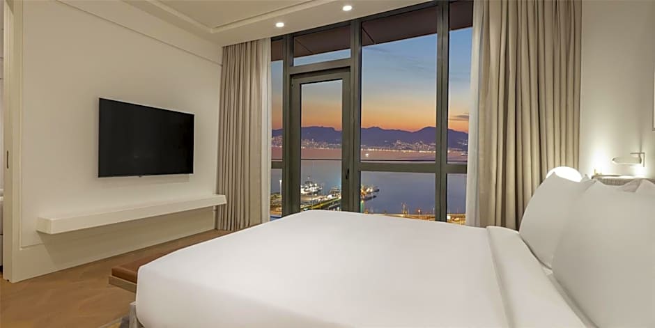 Hyatt Regency Izmir IstinyePark