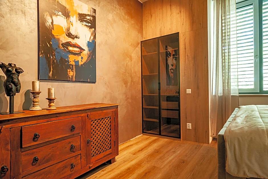 STING Residence Platan