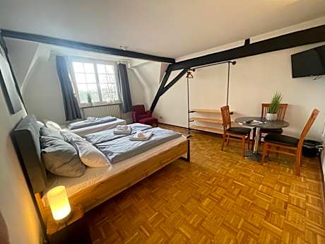 Triple Room with Private Bathroom