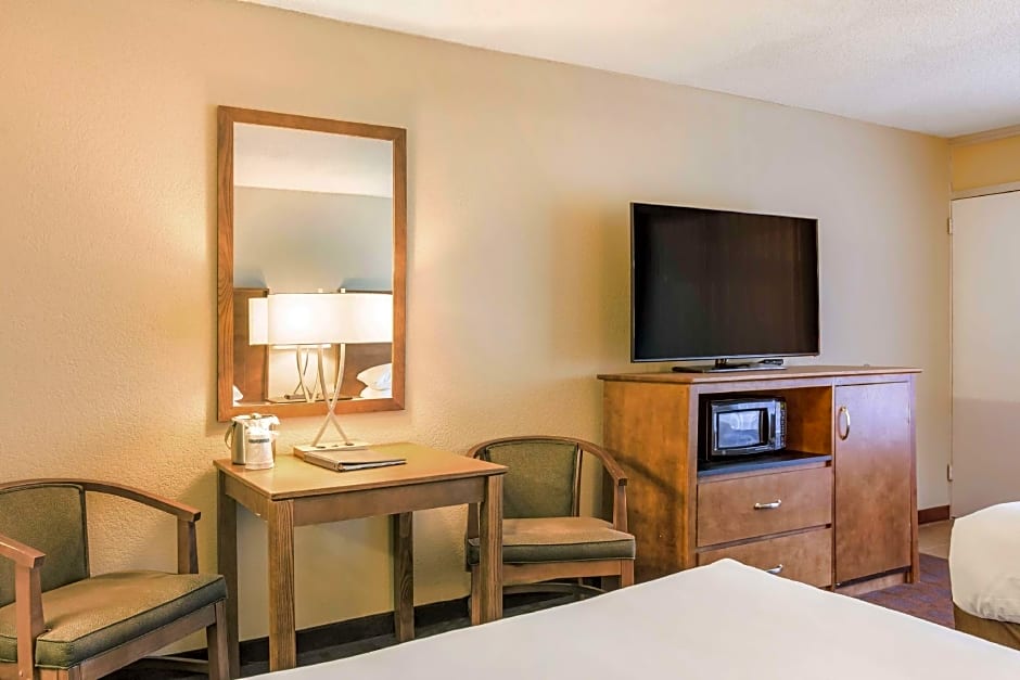 Red Lion Inn & Suites Branson