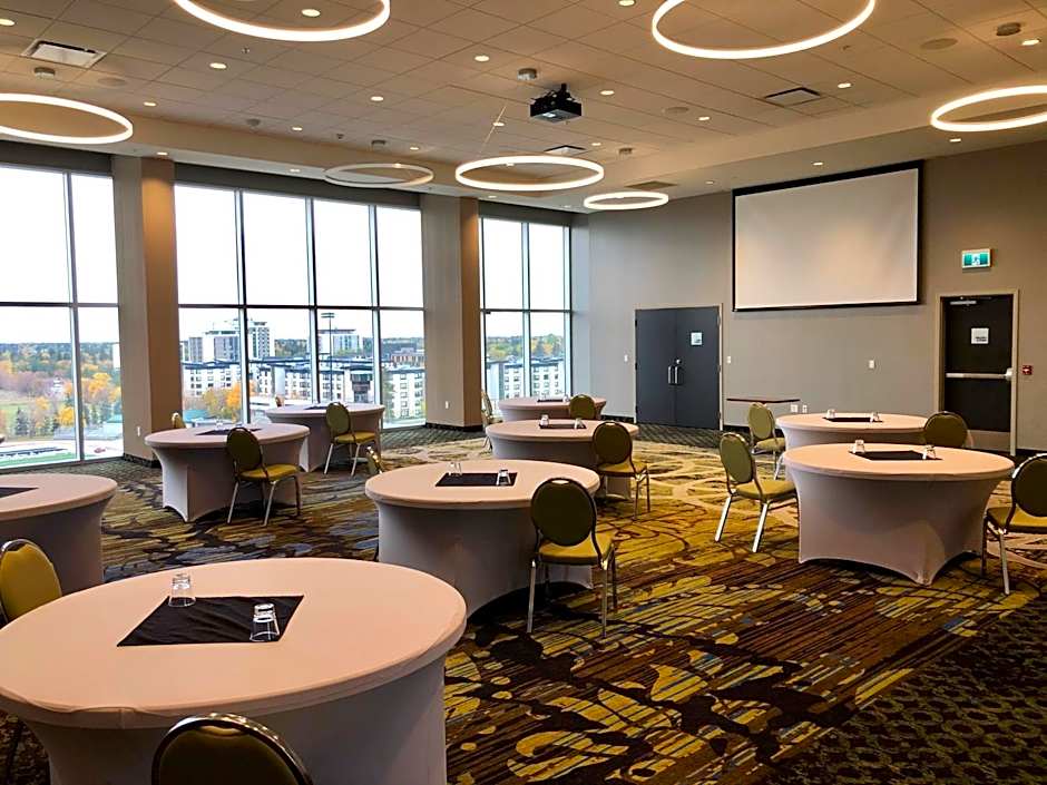 Holiday Inn Express & Suites Saskatoon East - University By IHG