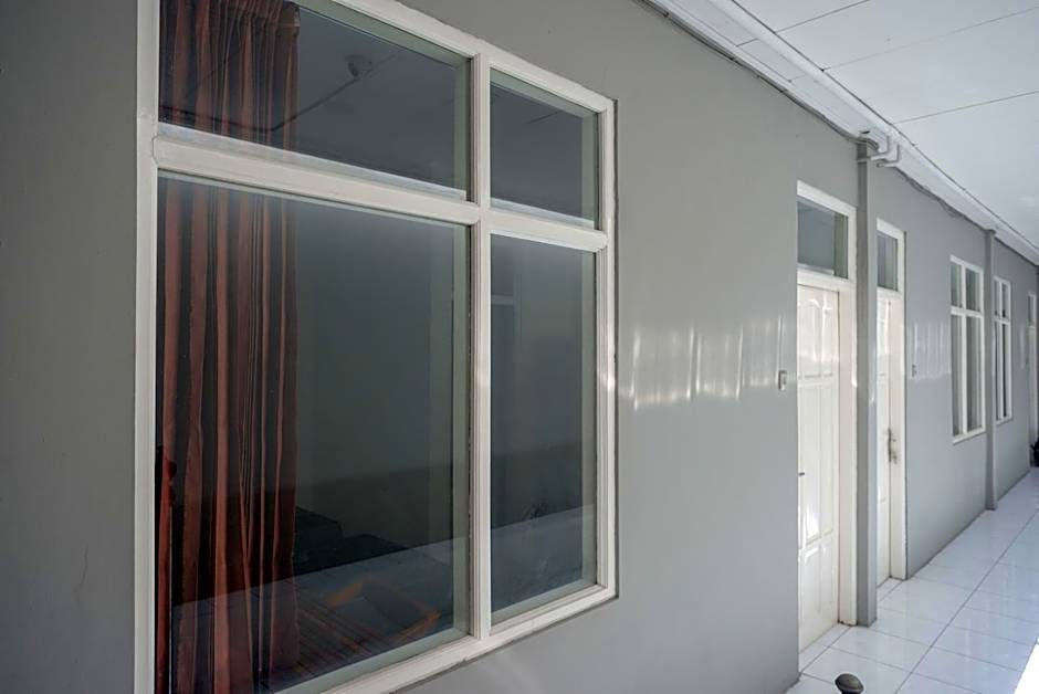 KoolKost Syariah near Universitas PGRI Semarang - Minimun Stay 6 Nights