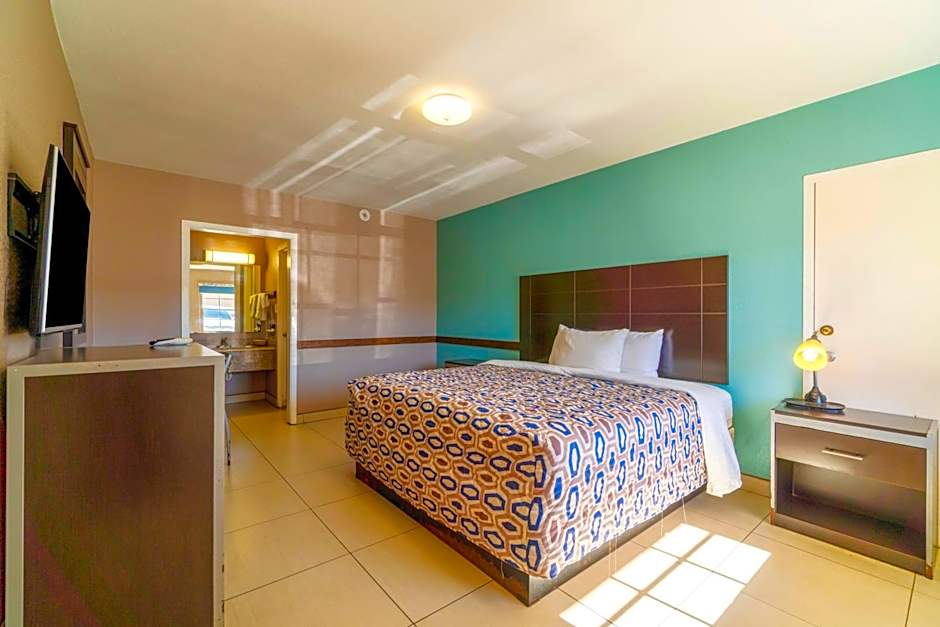 Woodfield Inn & Suites Hotel O, Yoakum TX 111