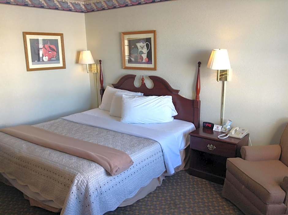 Knights Inn Peru