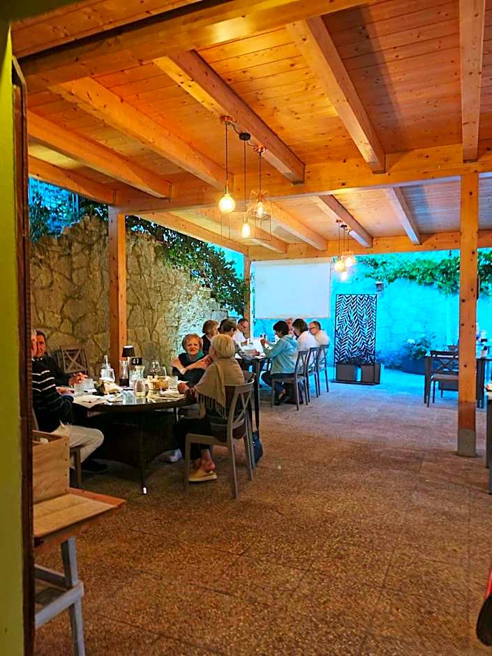 Hotel Pineta Ristorante country house in Fabriano