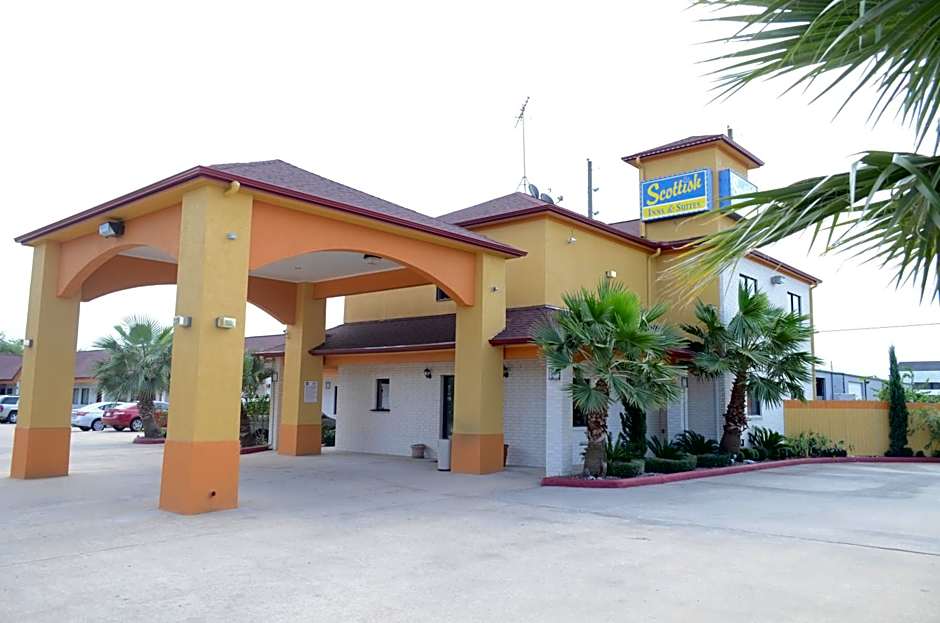Scottish Inns and Suites Hwy 6 South