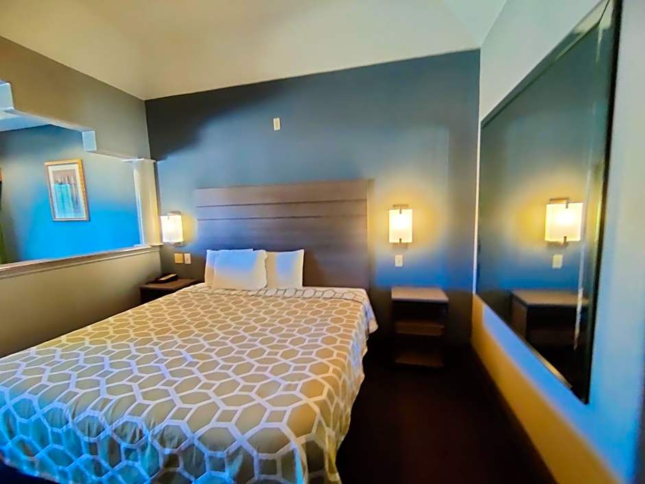 Regency Inn & Suites By Capital O Houston IAH Airport