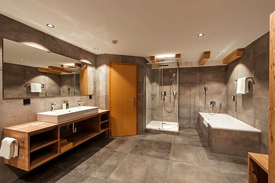 Zermatt Budget Rooms at Alpen Resort, Spa & Dining
