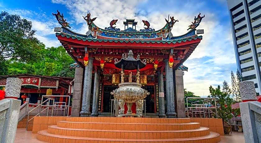 SPOT ON 90856 Arriva Travellers