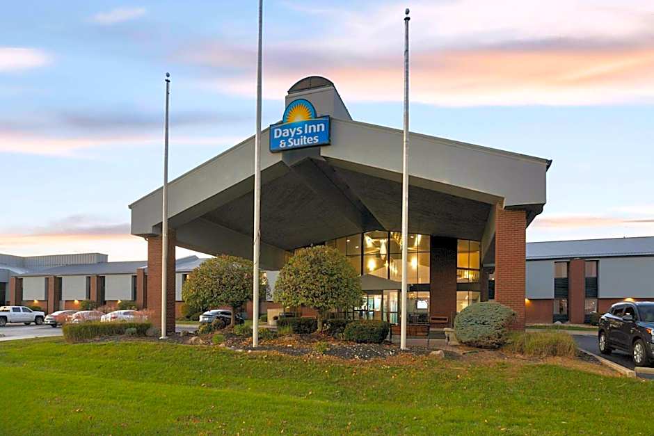 Days Inn & Suites by Wyndham Northwest Indianapolis