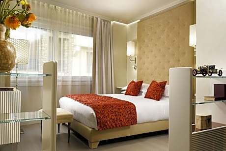 Superior King Bed