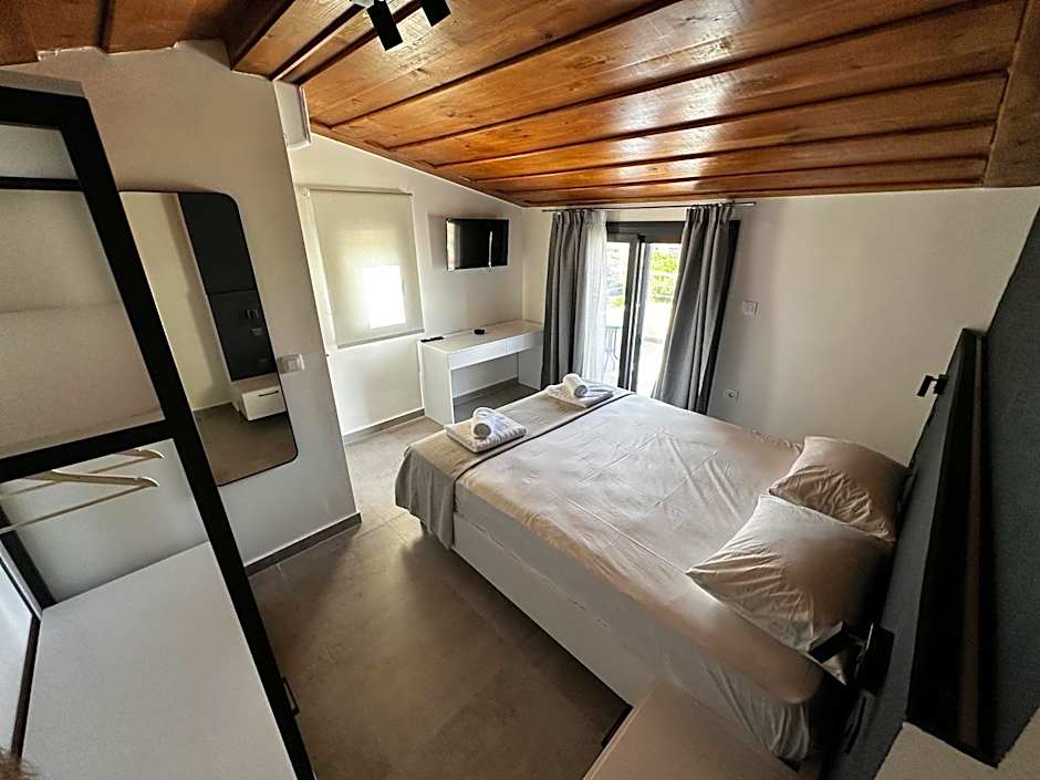 Lighthouse Apartments