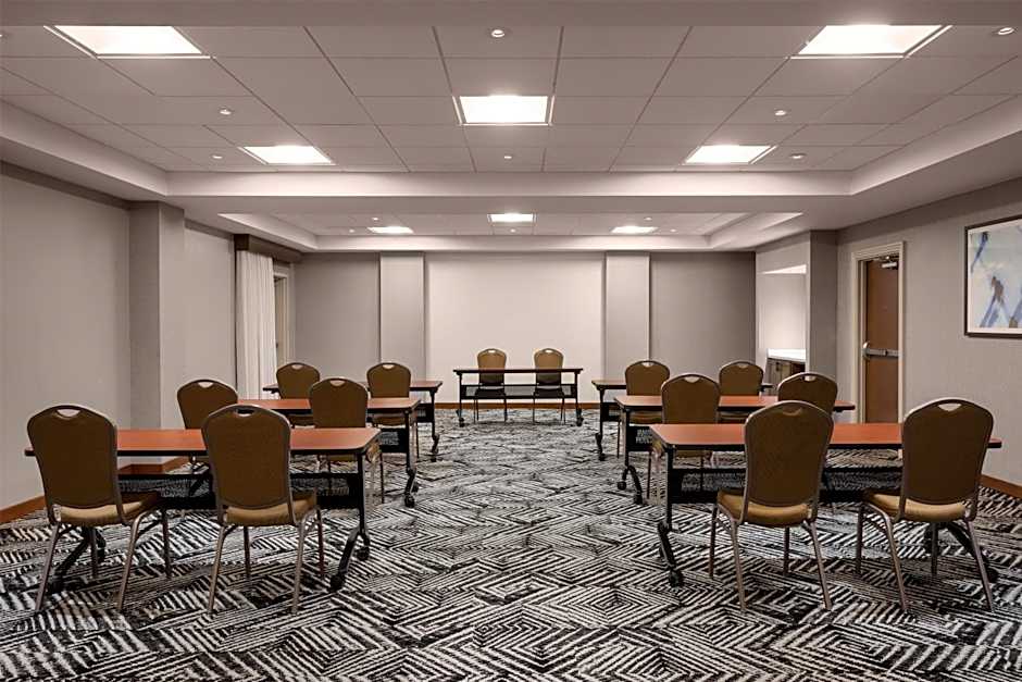 Hyatt Place Sterling Dulles Arprt N