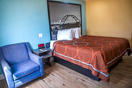 King Room - Non-Smoking