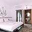 V1 Room Hotel