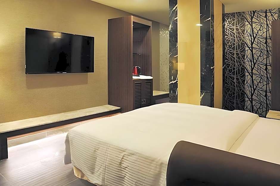 Maple Hotel Second Branch