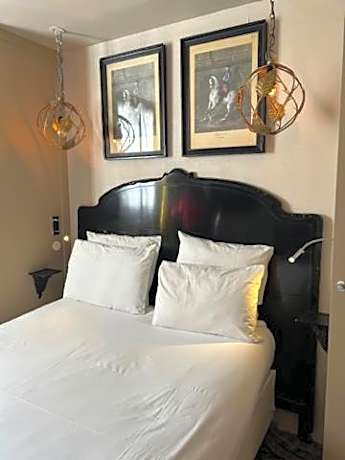 New Hotel REPUBLIQUE