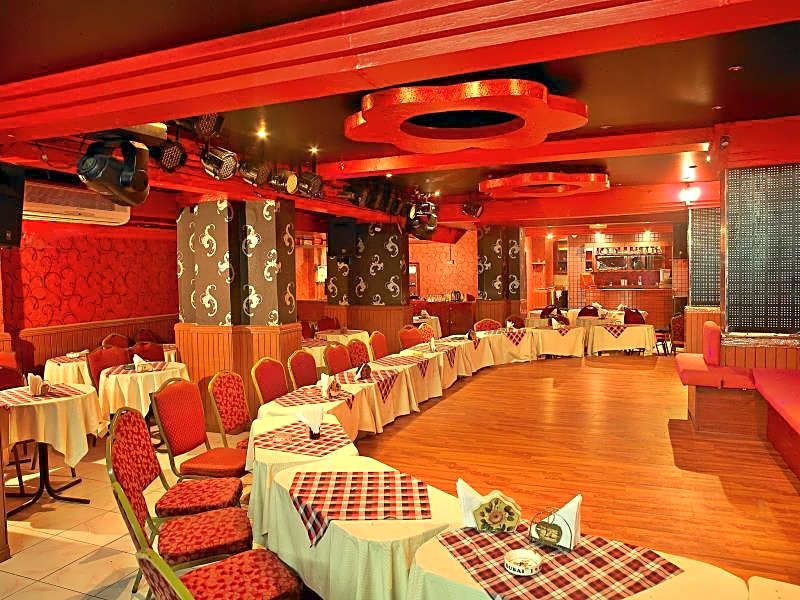 Phoenicia Grand Hotel