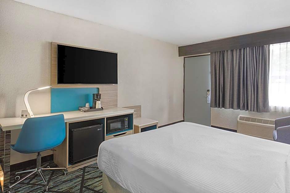 Best Western Executive Inn