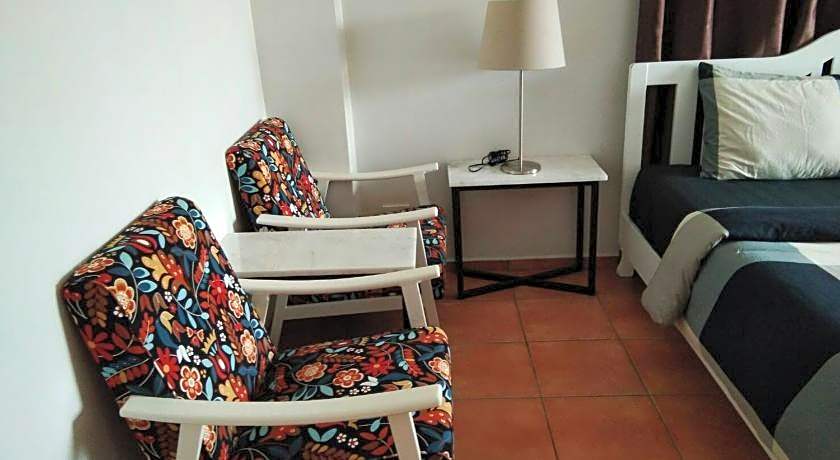 Lomsabai Apartments Chon Buri