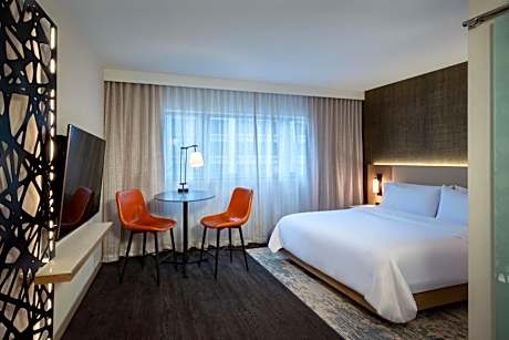 Premier Floor King, Guest Room, King, High Floor