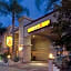 Super 8 by Wyndham North Hollywood