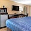 Econo Lodge Oxford near Choccolocco Park