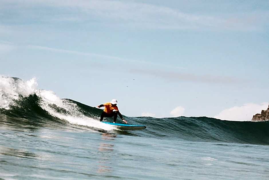 Aldeia Caiçara Surf House