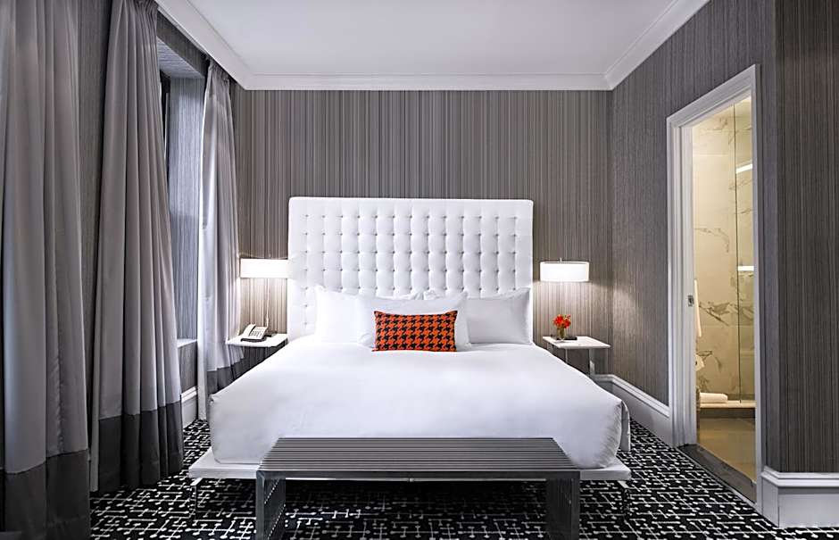 Photo 1 of 7 of Studio 1 King Bed with Sofabed