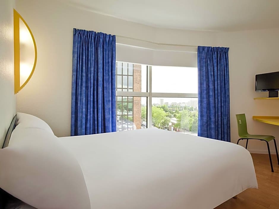 ibis budget Paris Porte de Montreuil