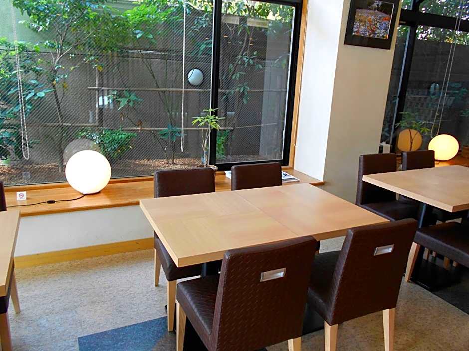 Hotel Route Inn Nagoya Higashi Betsuin