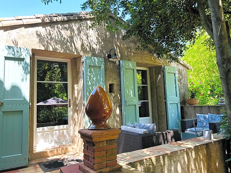 Les Gîtes et la Chambre de Labahou SPA