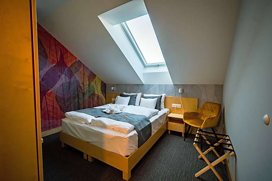 Eleven Business & Sport Hotel