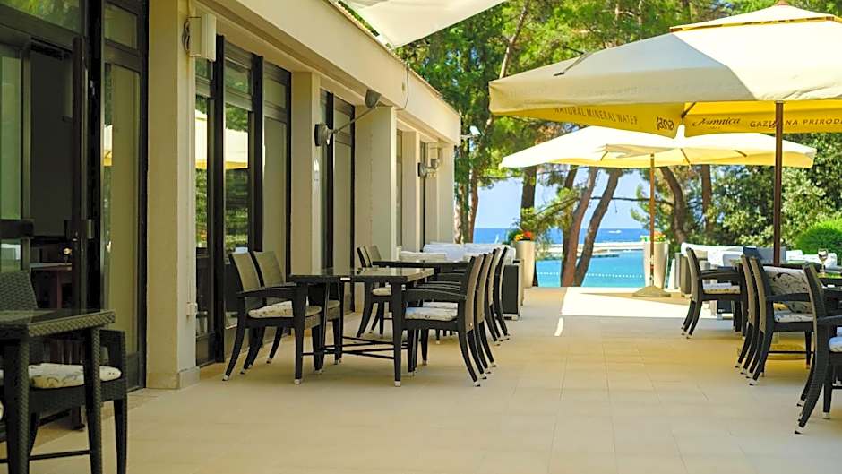 Hotel Flores