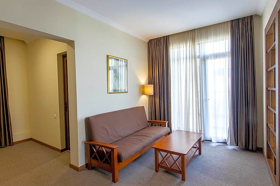 Hotel Beaumonde Garden