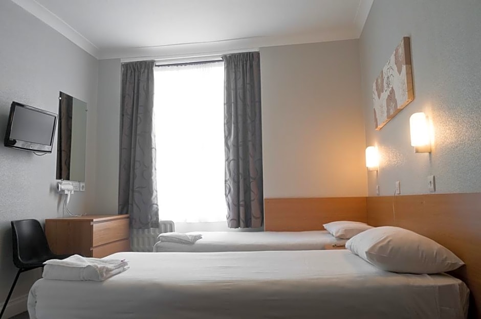 Lords Hotel