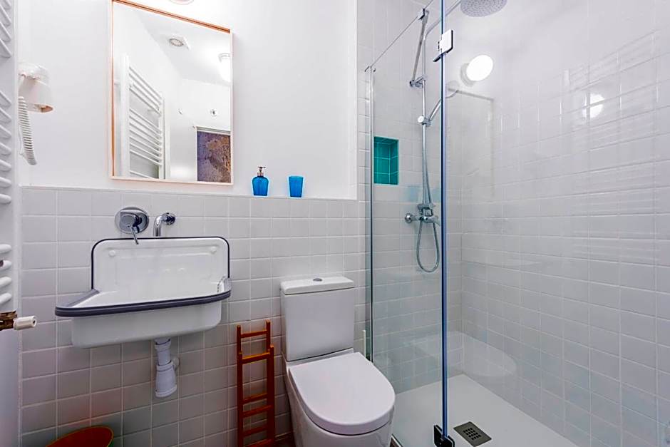 Be Mate Gran Vía Suites