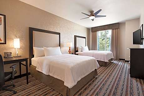 2 Queen Accessible Bathtub Suite Nonsmoking