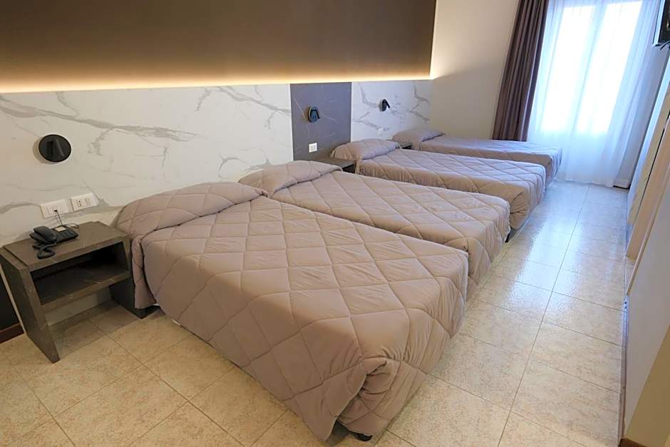 Hotel Mistral
