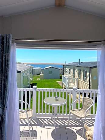 Swan View Haven, Littlesea