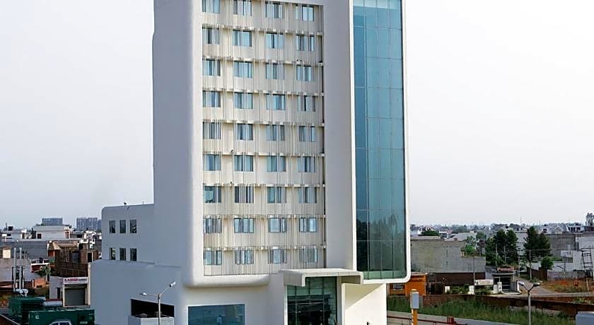 Keys Select by Lemon Tree Hotels, Ludhiana