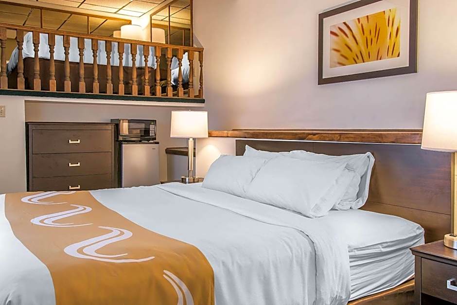 Quality Inn & Suites Houghton