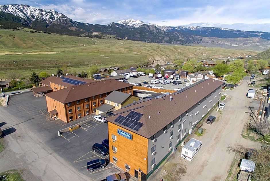 Travelodge by Wyndham Gardiner Yellowstone Park North Entr