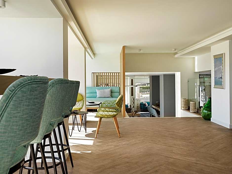 NLH Mati Seafront - Neighborhood Lifestyle Hotels