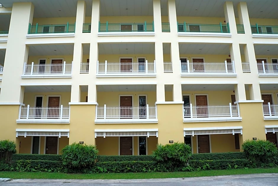 The One Residence Hotel