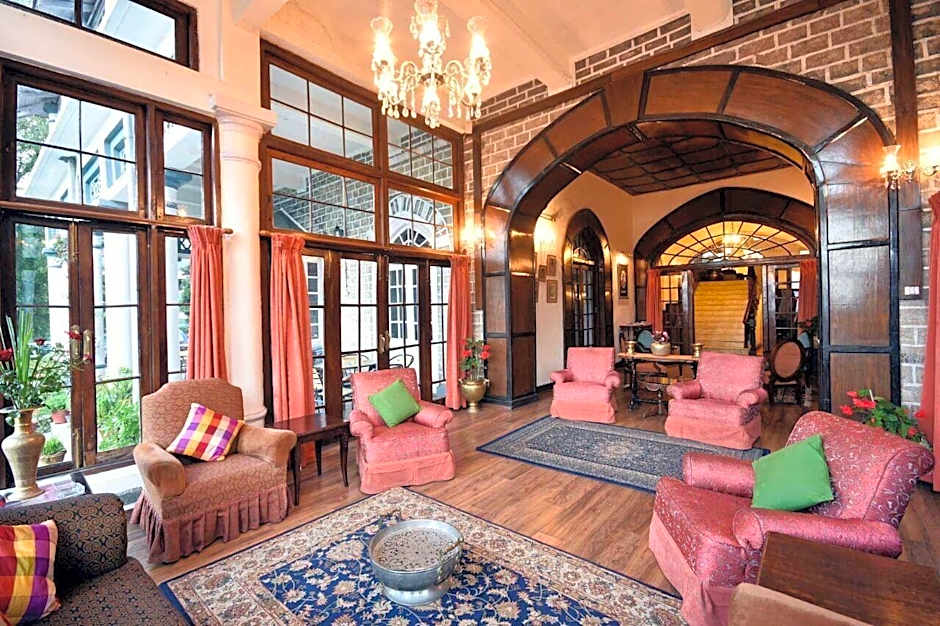 The Palace Belvedere Hotel