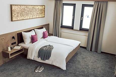 Deluxe Double Room with Mountain View