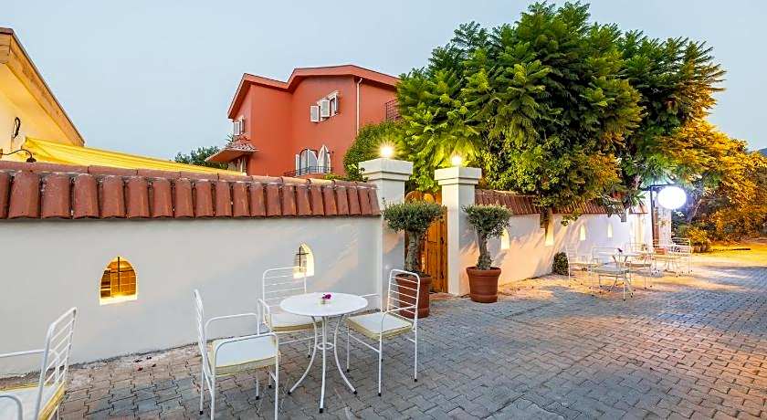Yonca Anjelika Hotel