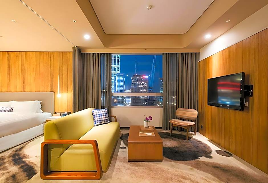 Home Hotel
